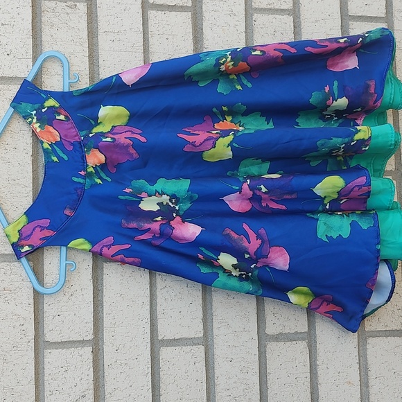 Cherokee Dress - Picture 2 of 10